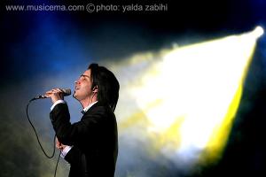 كنسرت محسن يگانه در میان استقبال پرشور هوادارانش برگزار شد