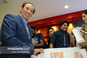 مراسم رونمایی آلبوم «روزگار مجازی 1» اثر «باکتری خان» - 24 شهریور 1395